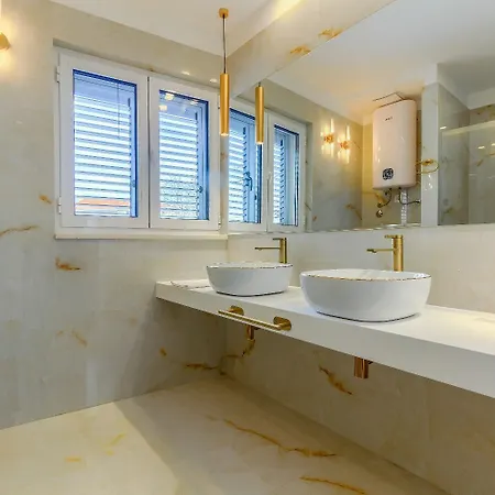 Luxury - City Centar Konukevi Split