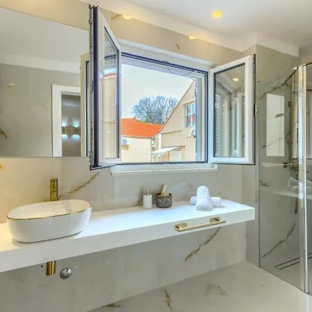 Konukevi Luxury - City Centar