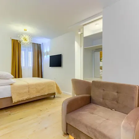 Luxury - City Centar Konukevi