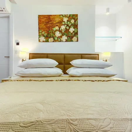 Luxury - City Centar Konukevi 4*