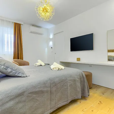 Luxury - City Centar Konukevi