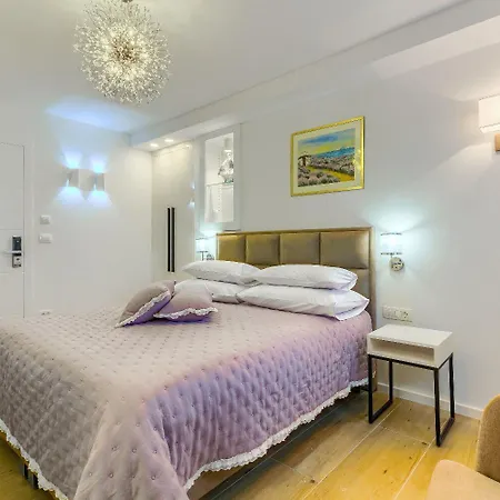 Luxury - City Centar Gostinjska kuća