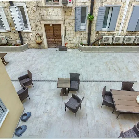 Luxury - City Centar 4* Split